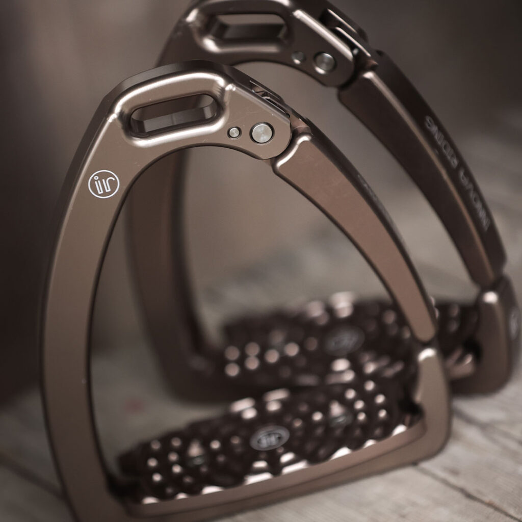 innovariding-wester-stirrups